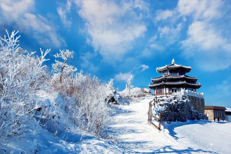  Pacific airlines truy tìm điểm ngắm tuyết rơi đẹp như tranh thủy mặc tại Trung Quốc